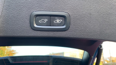 Volvo XC40 2.0 B4P Ultra Dark 5dr Auto Petrol Estate